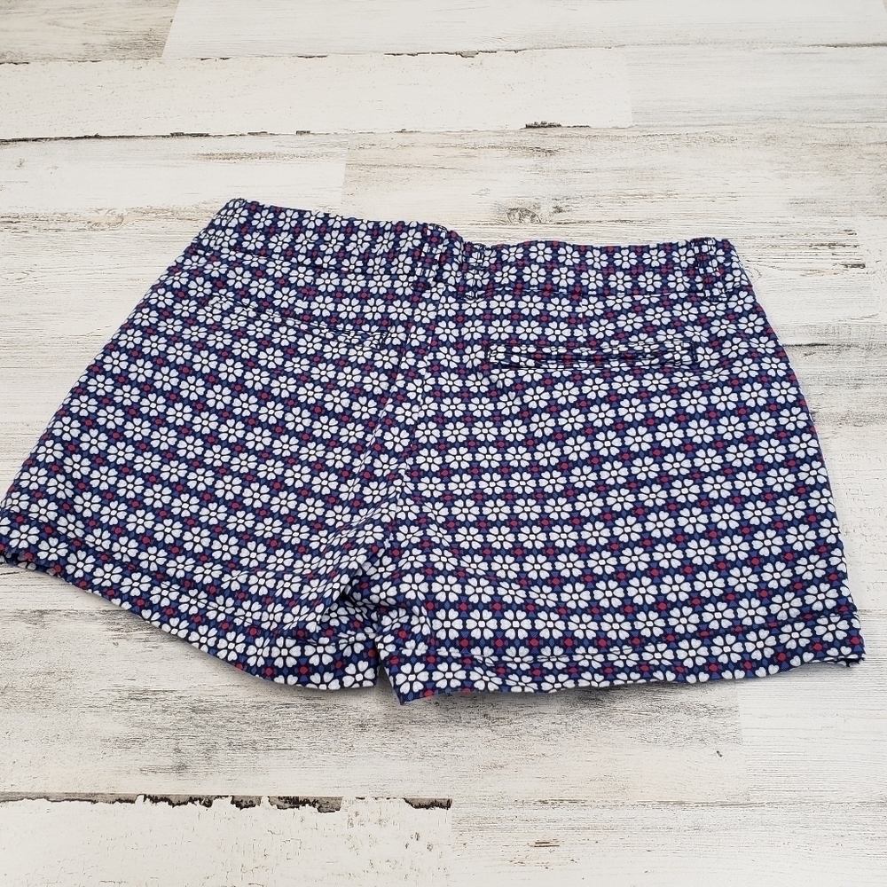 Khakis by Gap Womens Slim City Geo Dot Floral Shorts Size 4. - Picture 2 of 7